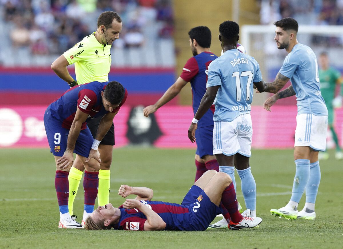 Robert Lewandowski und Frenkie de Jong sind auf Klubebene Vereinskollegen beim FC Barcelona.Reuters