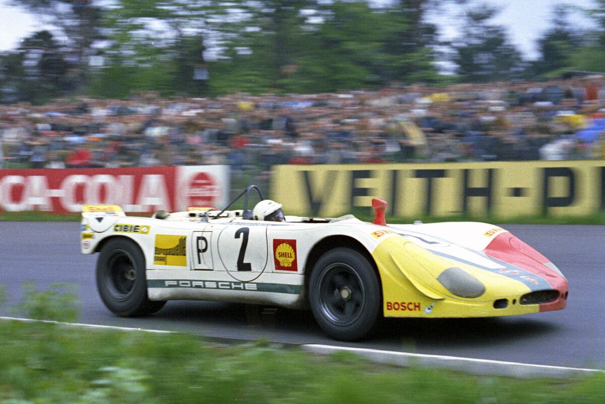 Rudi Lins (Bild) und Helmut Marko belegten mit dem Porsche 908 Rang drei beim 24-Stunden-Rennen in Le Mans 1970.Noger