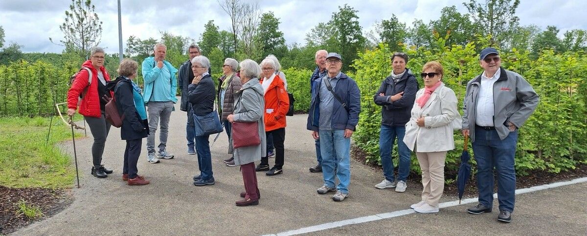 Seniorinnen und Senioren der Seniorenrunde Rankweil erkundeten die farbenprächtigen Ausstellungen der Landesgartenschau Baden-Württemberg.Seniorenrunde Rankweil