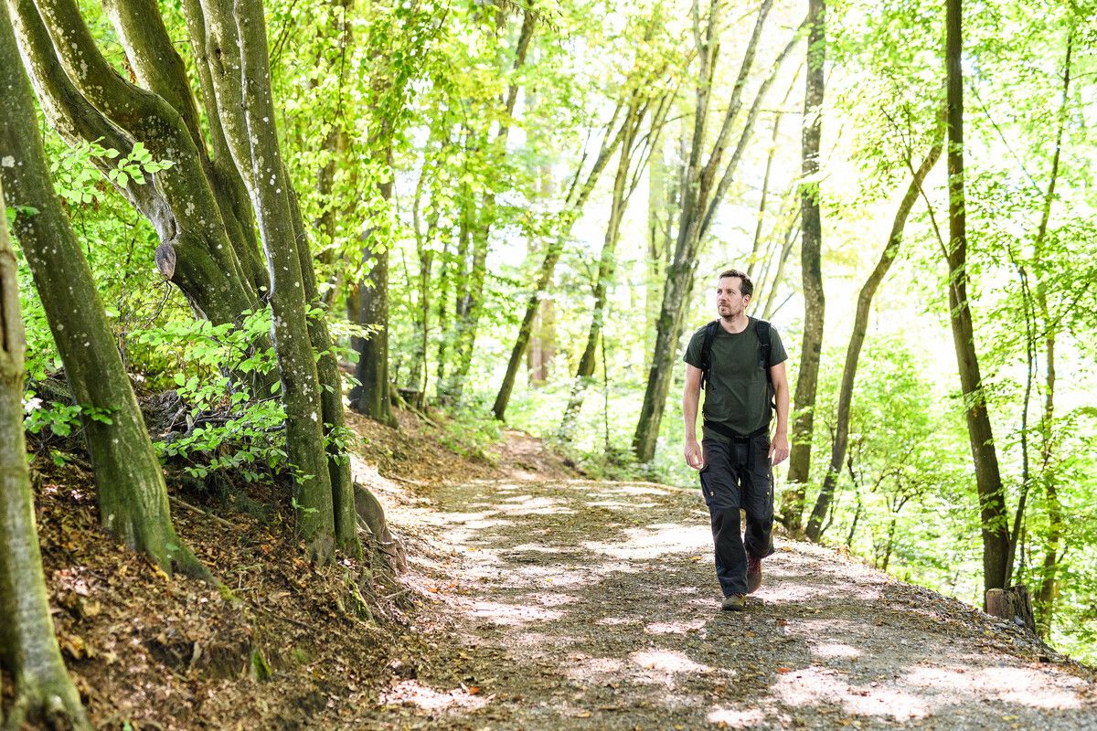 Sich regelmäßig im Wald zu bewegen, ist essenziell für Rainer Sebal. Eva Sutter