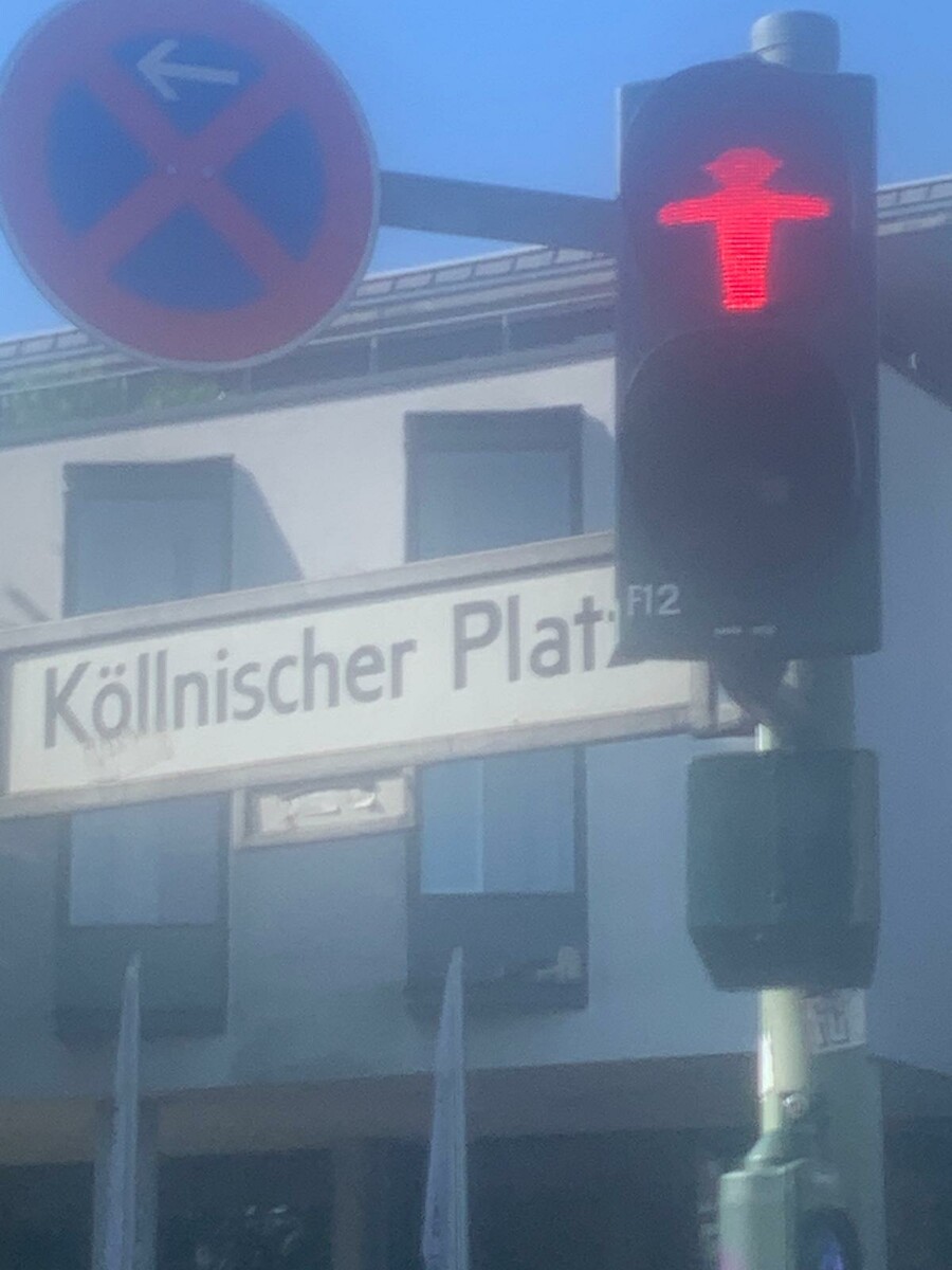 Sie waren lange Zeit ein Wegbegleiter, die Berliner Ampelmännchen.VN