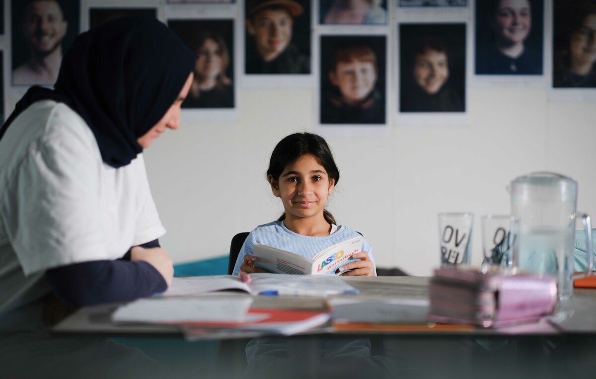 Unterstützung beim Lernen oder bei Hausaufgaben gibt es für Kinder und Jugendliche in den 15 Lerncafés im Land.Caritas/Mück