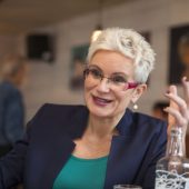Von der Auswanderin zur Wortezauberin