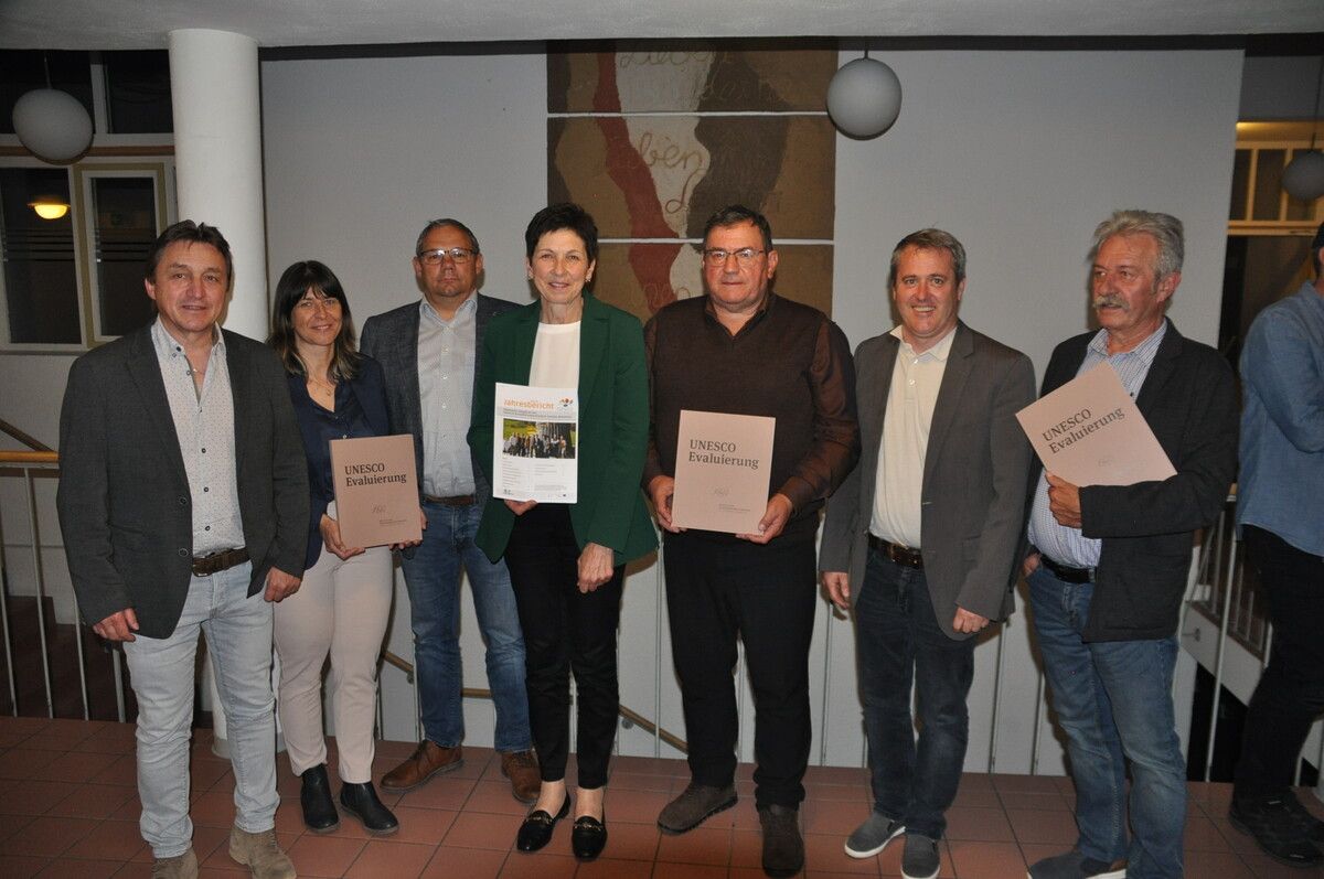 Werner Konzett, Alexandra Martin, Stefan Nigsch, Obfrau Andrea Schwarzmann, Willi Müller, Erich Kaufmann und Alwin Müller. HAB