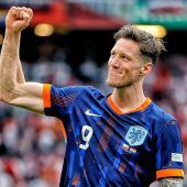 Weghorst schießt Oranje zum Sieg über Polen