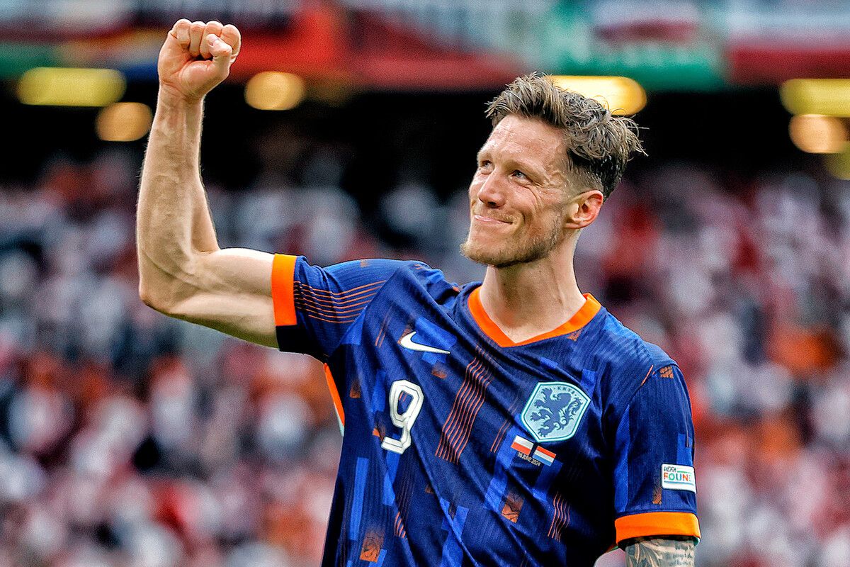 Wout Weghorst avancierte nur zwei Minuten nach seiner Einwechslung mit seinem Siegtreffer zum Matchwinner beim 2:1 über Polen. gepa