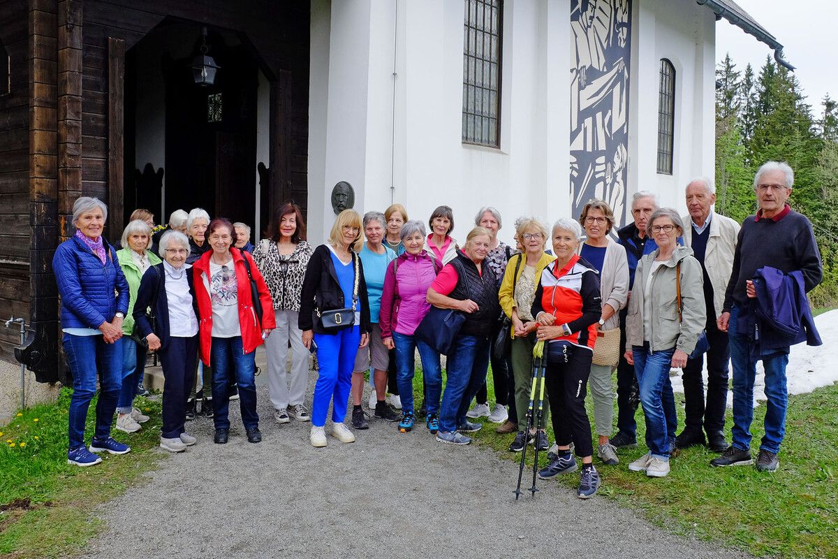 Zahlreiche Mitglieder von Vorarlberg 50plus folgten der Einladung zu einer Maiandacht am Bödele. 50plus Dornbirn