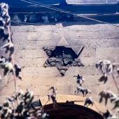 Kirchen und Synagogen attackiert