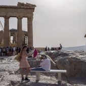 Akropolis führt Privatbesuche für 5000 Euro ein