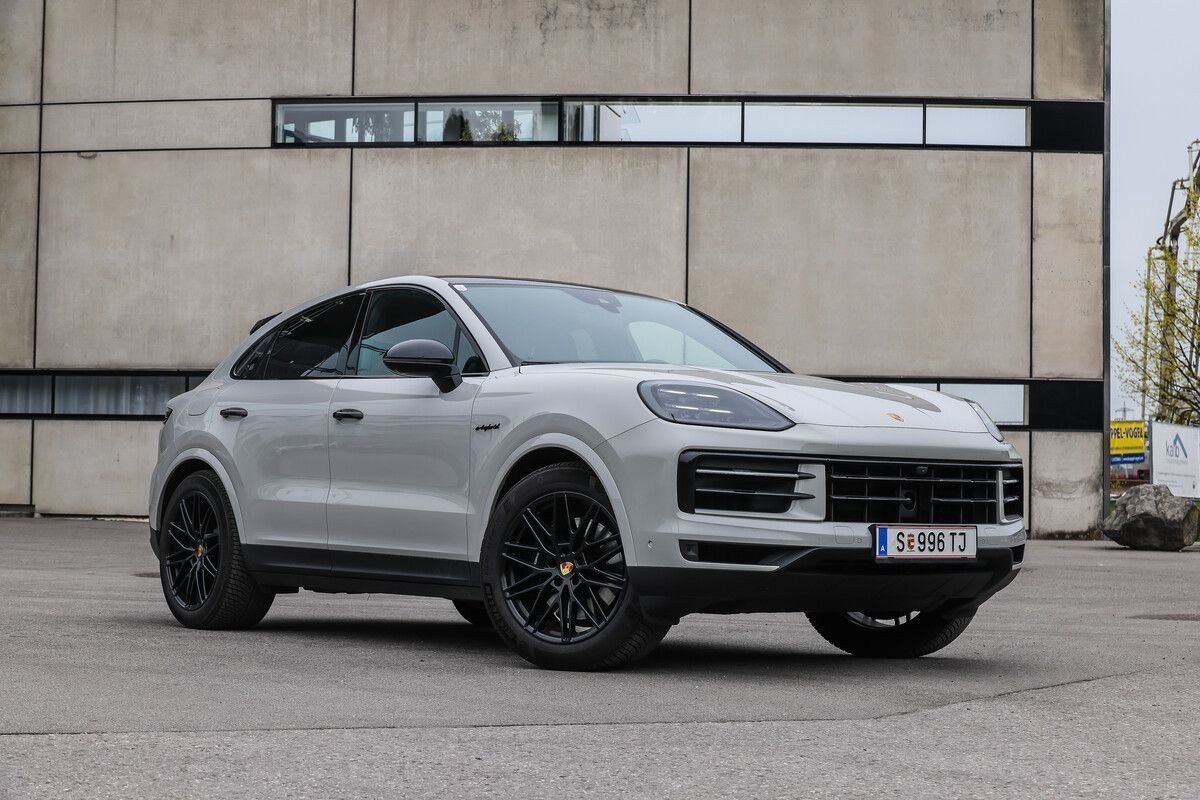Cayenne-E-Hybrid: Souveränität und Eleganz im wuchtigen Format.