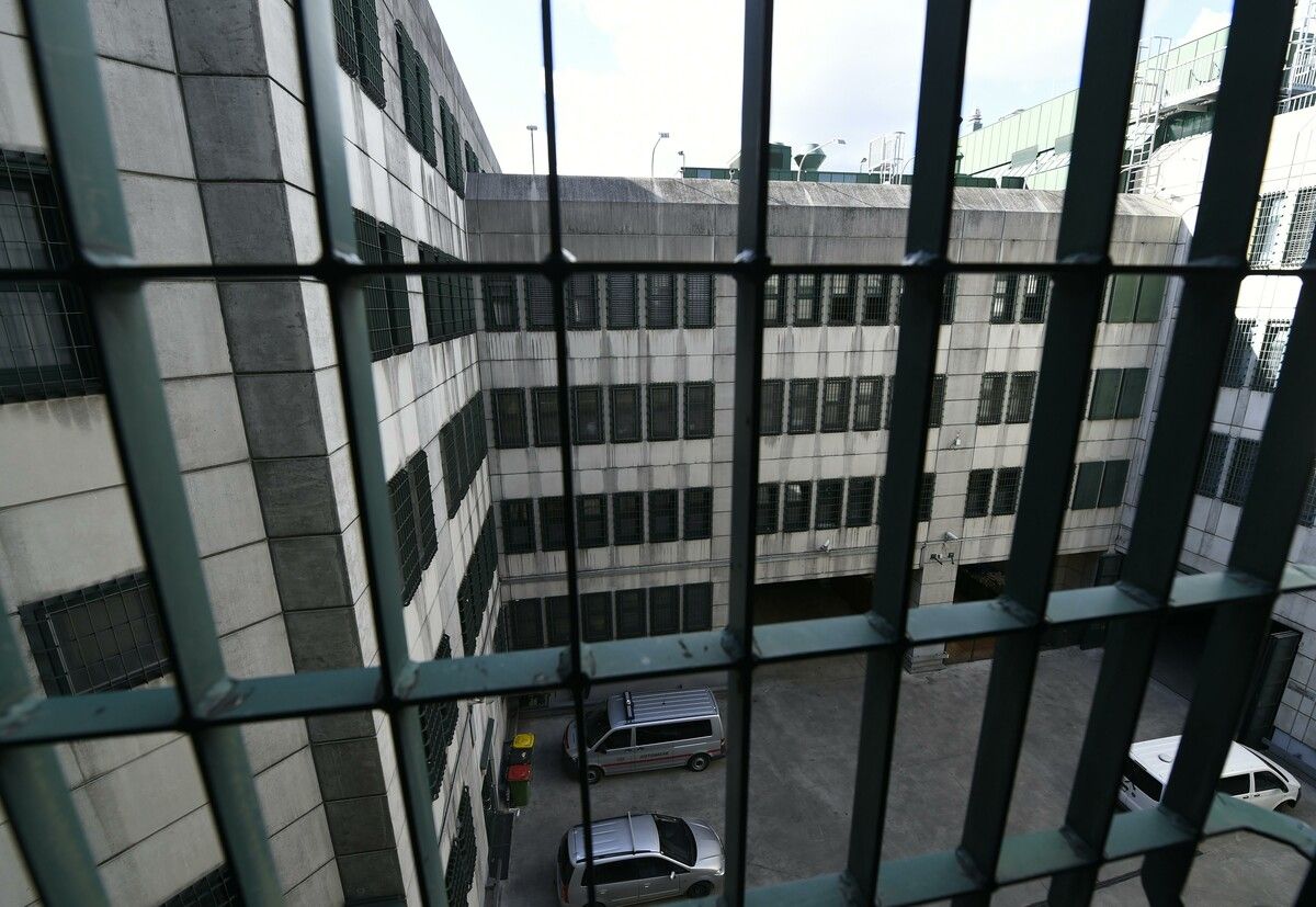Das Duo ist aus dem nicht geschlossenen Bereich der Justizanstalt geflüchtet. APA