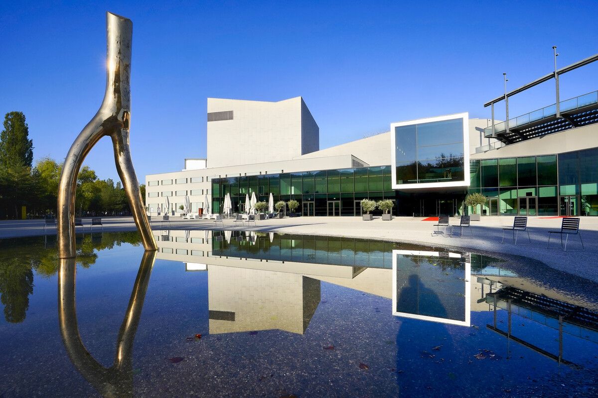 Das Festspielhaus Bregenz wird mit Seeenergie versorgt. Stadt Bregenz/Köhler