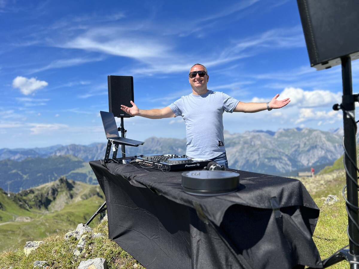 Der Dj am Hochjoch. adrian