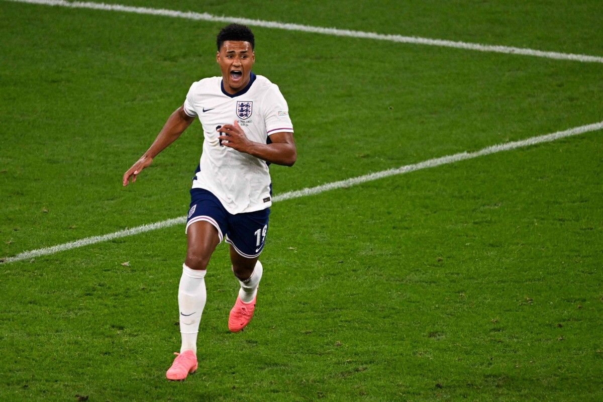 Der Moment, der alle Dämme brechen ließ: Ollie Watkins im Siegesrausch.afp