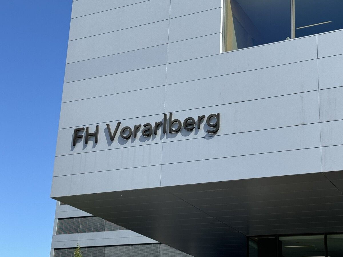 Der Rechnungshof kritisiert die Fachhochschule, lobt jedoch auch zahlreiche Punkte.StIer