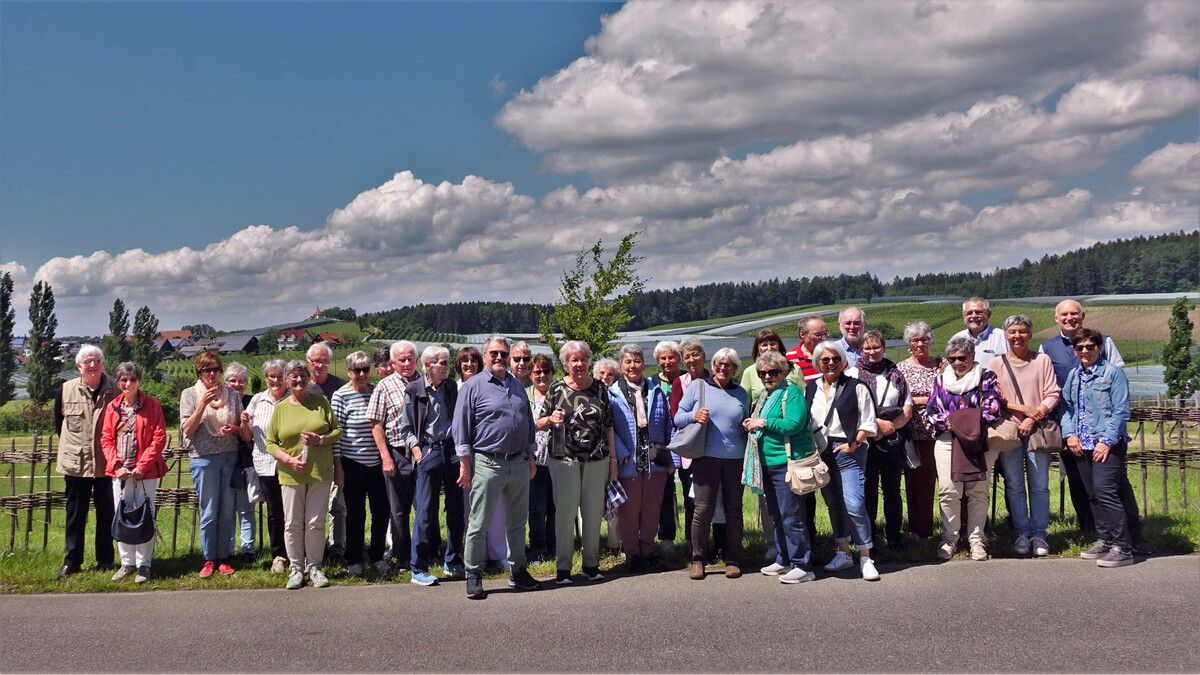 Die 34 Mitglieder des PVÖ Partenen starten mit dem Wachter-Bus um 7 Uhr früh bei strahlendem Sonnenschein in die Bodenseeregion. PVÖ Partenen