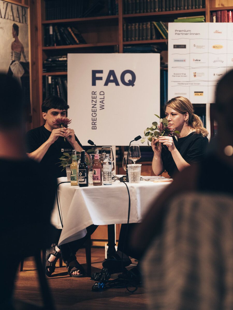 Die diesjährige FAQ beschäftigt sich wieder mit zentralen Themen.