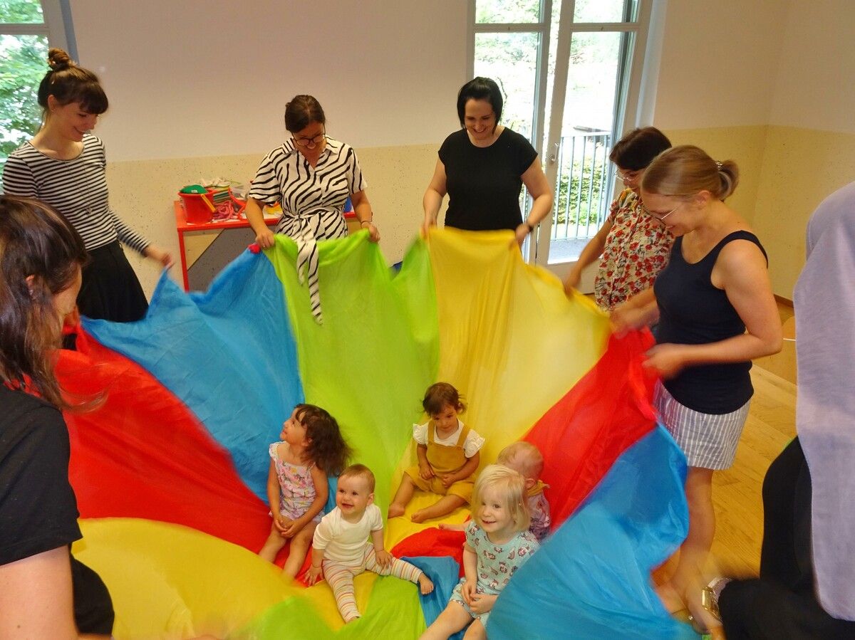 Ein Ort für Spaß und Gemeinschaft ist die Purzelbaumgruppe.⇒katholisches bildungswerk