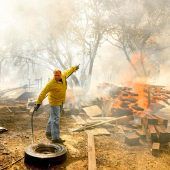 25.000 Menschen ­fliehen vor Waldbrand