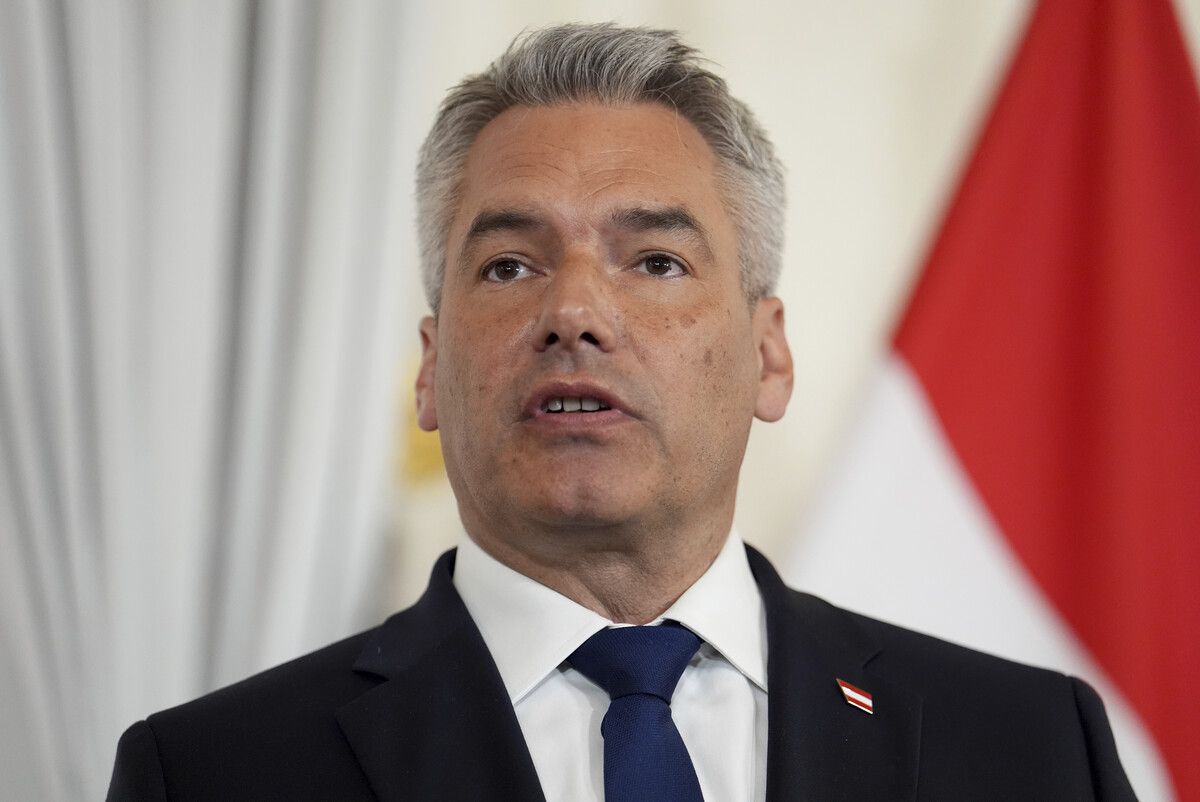 Kanzler Karl Nehammer ist auf Kurz-besuch in Vorarlberg.AP