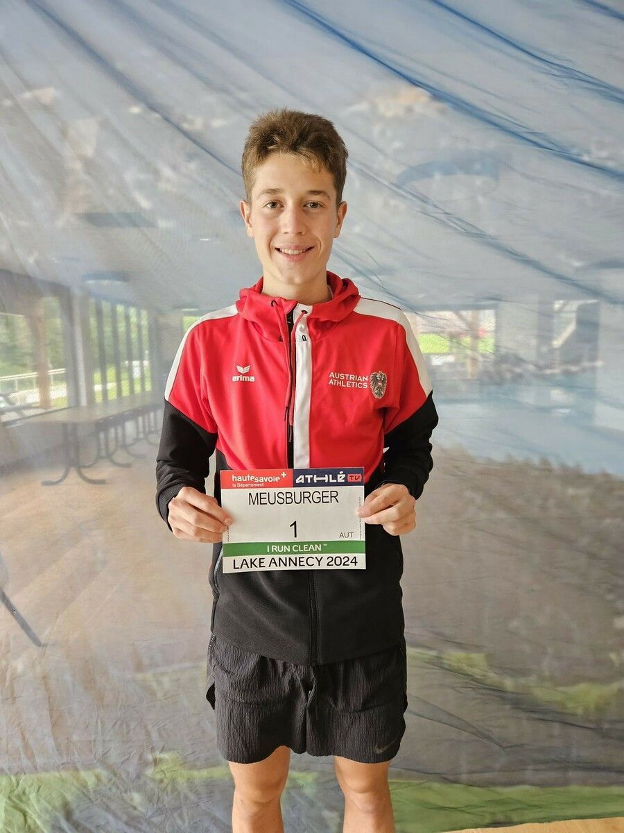 Maximilian Meusburger schaffte mit Platz 12 seine bisher beste internationale Platzierung.Im Wald läuft‘s