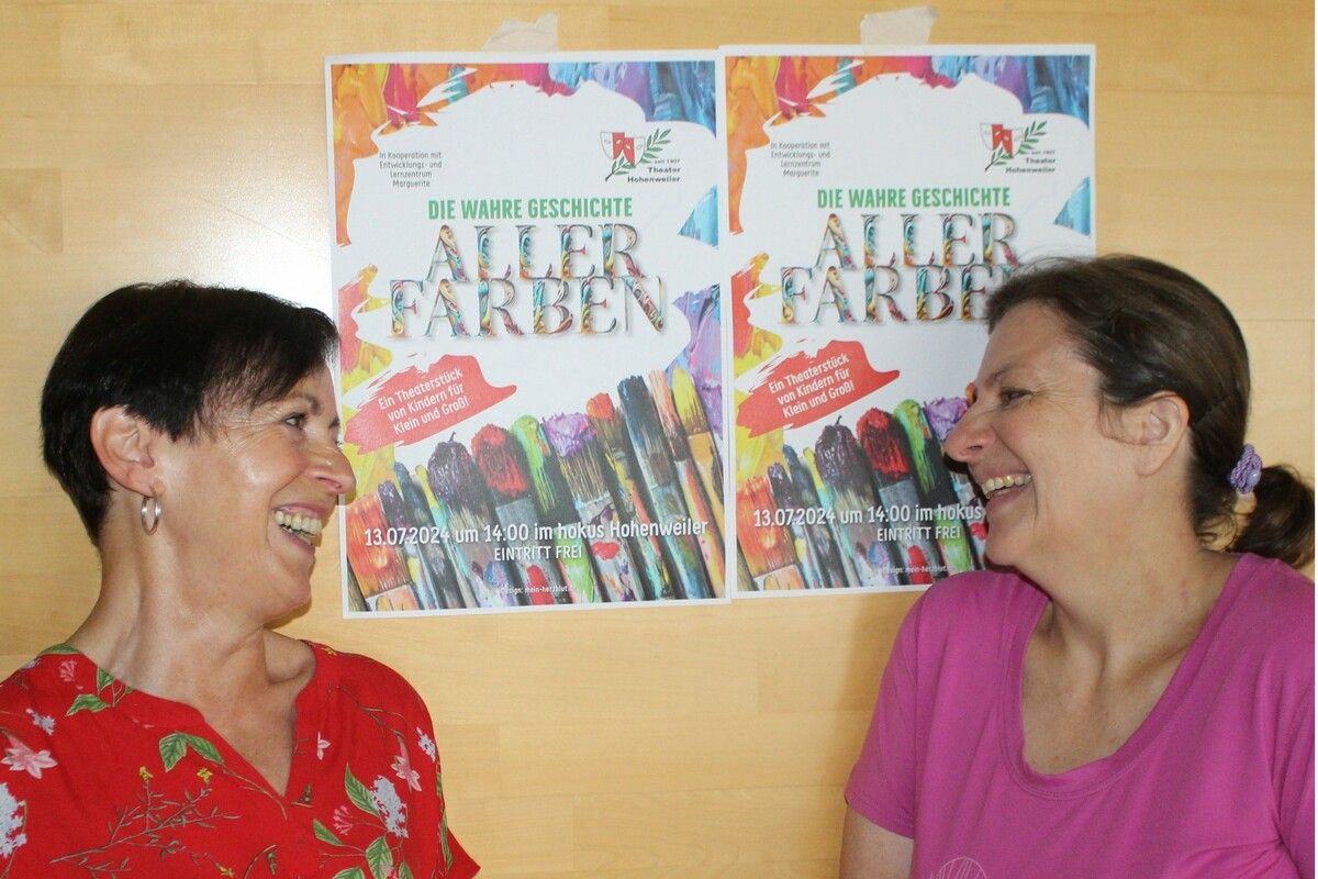 Mit Simone Marguerite (r.) konnte Obfrau Erna Gieselbrecht eine erfahrene Theaterpädagogin für die Leitung der Theaterwoche gewinnen.