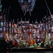 Musikalische Brillanz mit szenischen Mängeln