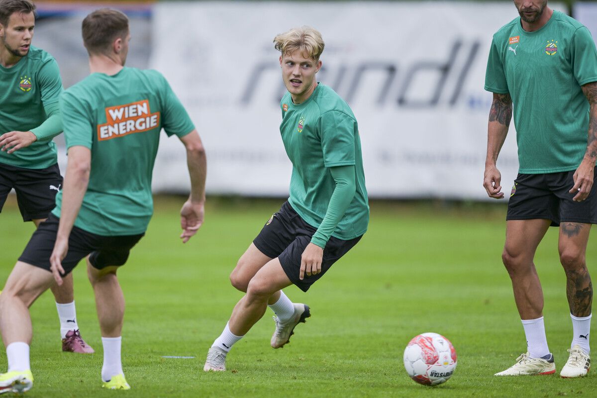 Noah Bischof steht im Rapid-Kader für das heutige Europacup-Match.gepa
