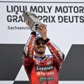Bagnaia erbte Sieg nach Martin-Sturz