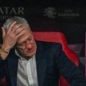 Deschamps soll  weitermachen