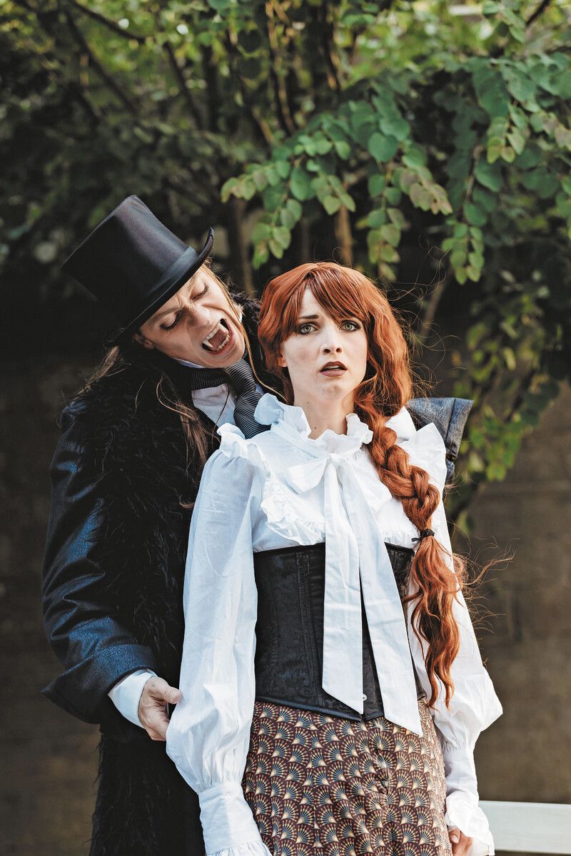 VN-Abonnent:innen besuchen „Dracula“ zum Vorteilspreis.Nina Broell