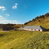 Kumm uf d‘ Alp Gävis