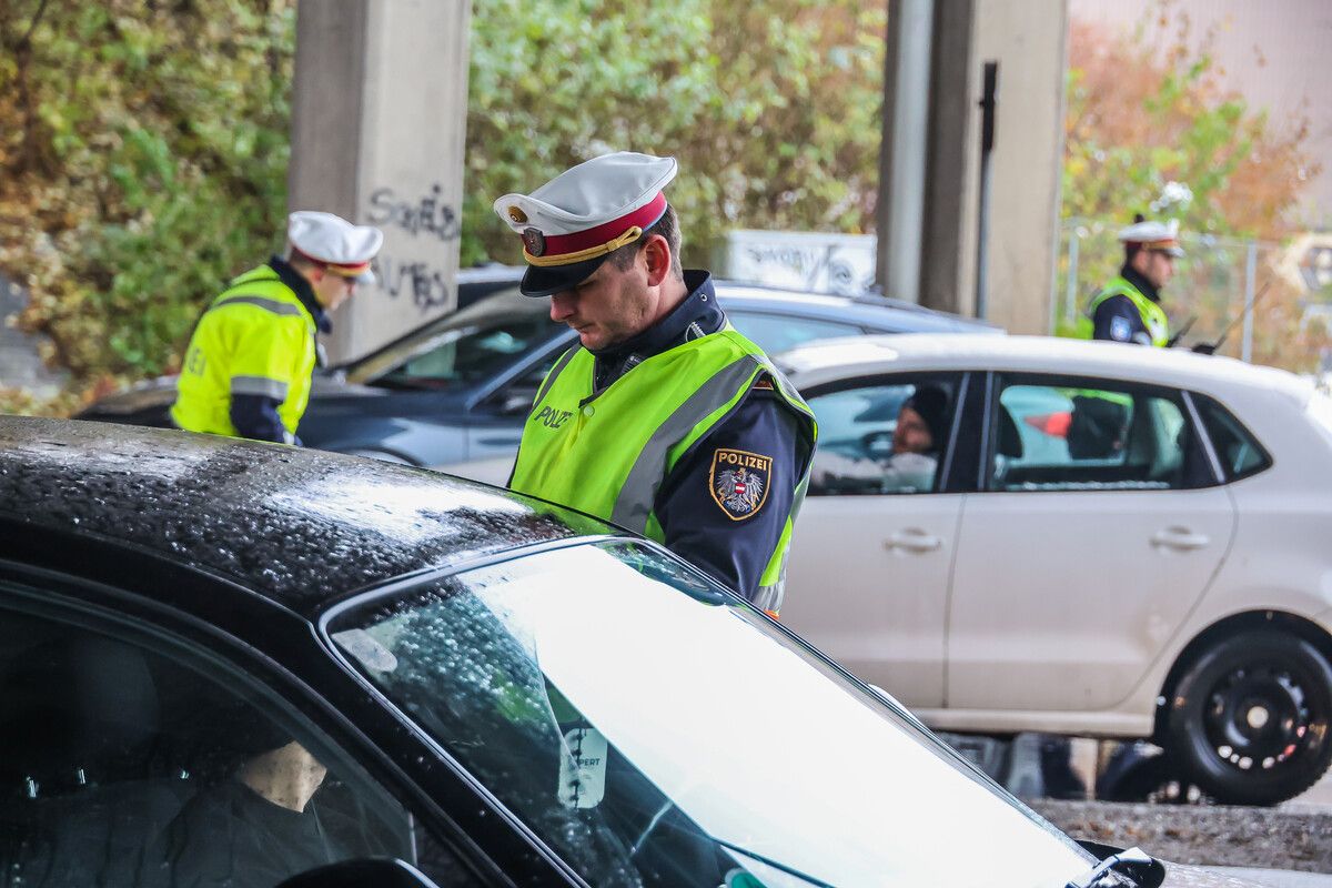 Zahlreiche Verkehrssünder wurden erwischt. SYMBOL/VN/STEURER
