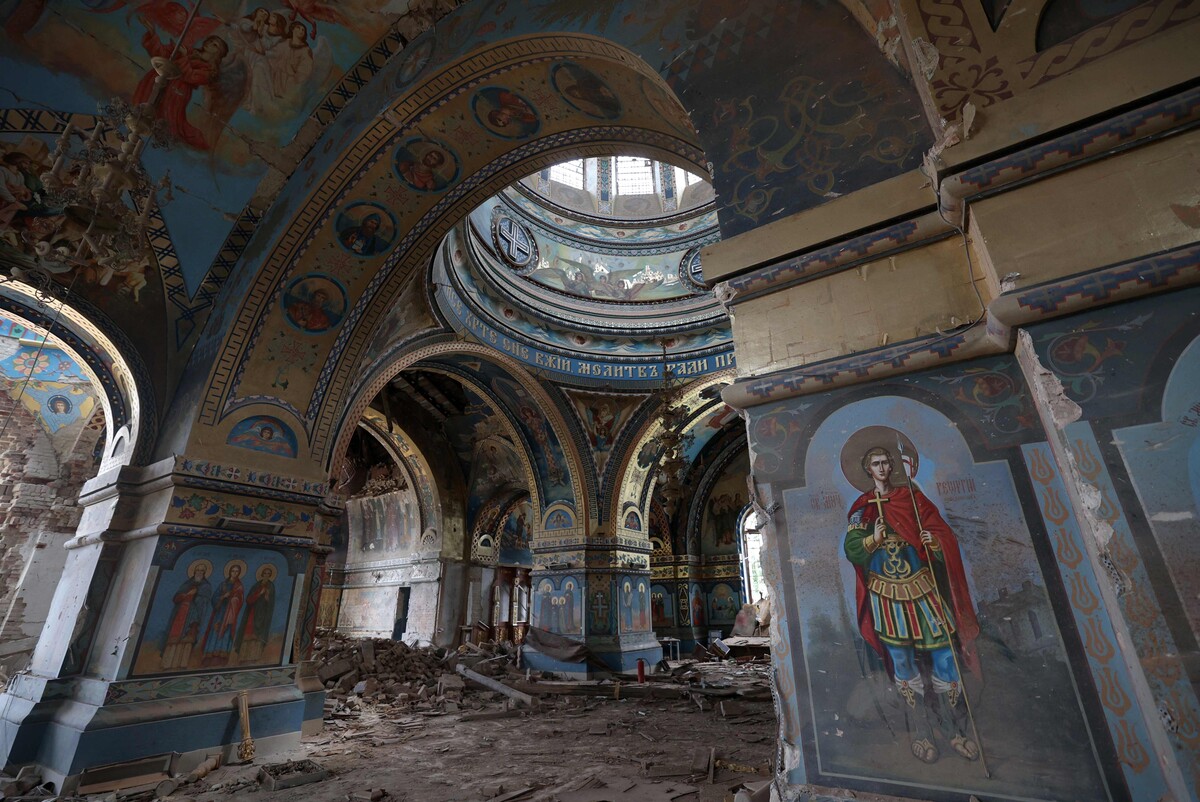 Zerstörung im ganzen Land: auch in dieser Kirche in Donetsk.AFP