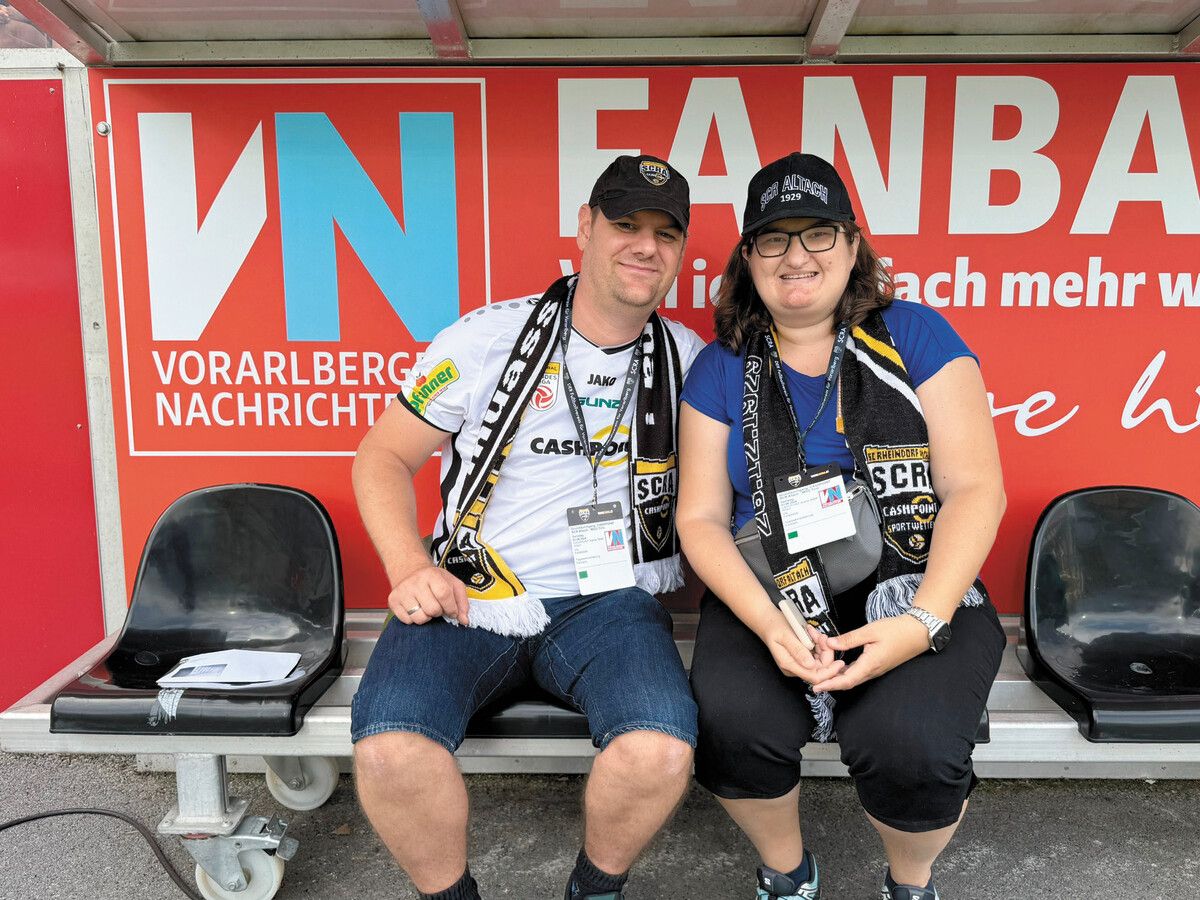 2 x 2 Plätze auf der neuen VN-Fanbank direkt am Spielfeldrand gewinnen!⇒VN