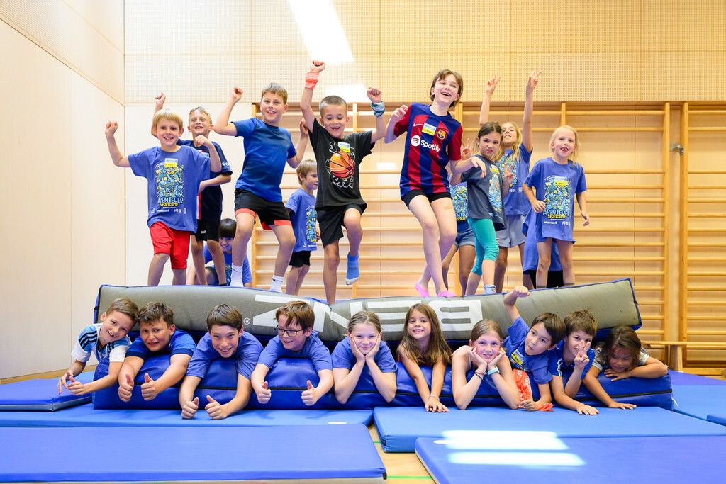 2500 Kinder besuchten das Sportcamp. Auch in Feldkirch waren Hunderte mit dabei. ⇒Matthias Rhomberg