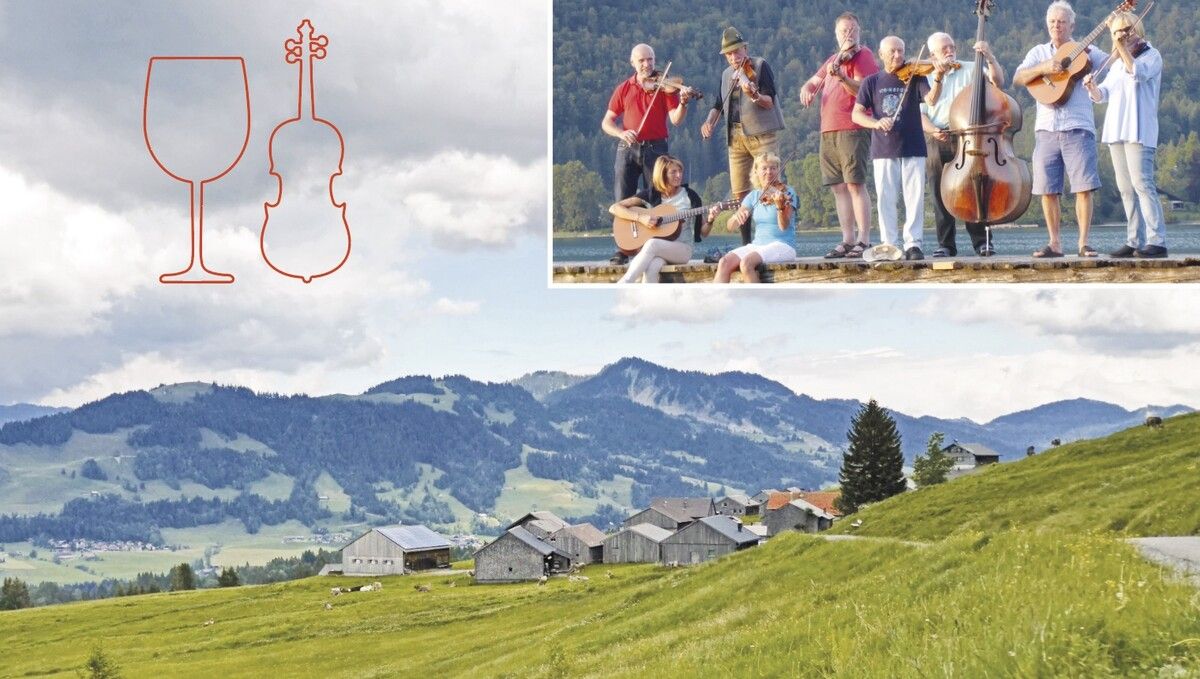 Alpine Harmonien: Die Genussgeiger verzaubern auf der Genussmeile in Eggatsberg.⇒Gerhard Riezler