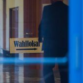 271.846 Wahlberechtigte