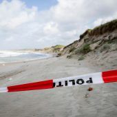 Zwei Buben in Dänemark von Sandmassen verschüttet