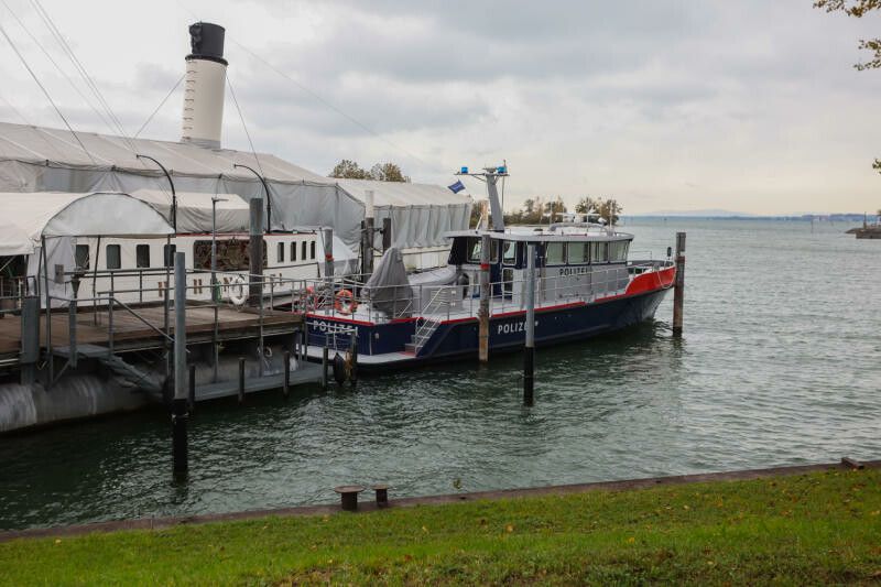 Der Harder Industriehafen ist der Standort der Seepolizei Vorarlberg.⇒ vn