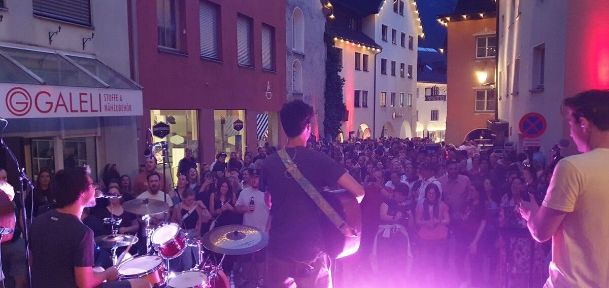 Die Band Nevermind rockt am Donnerstag beim letzten Beats&Beer die Innenstadt. ⇒Stadt Bludenz