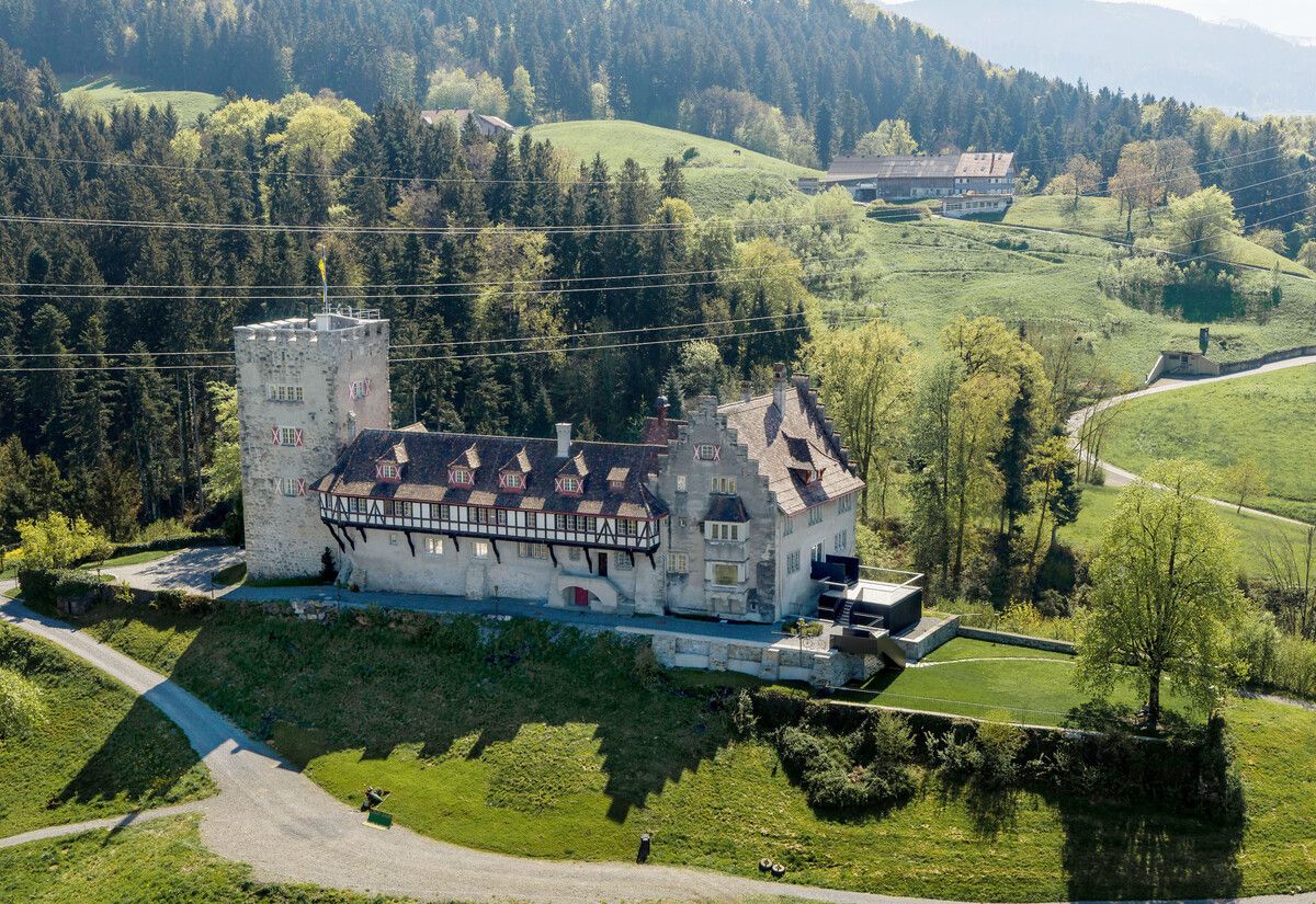Die Gemeinde bietet Führungen auf Schloss Wolfurt an.⇒MG Wolfurt