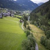 Eine Gemeinde baut sich einen Schlachthof