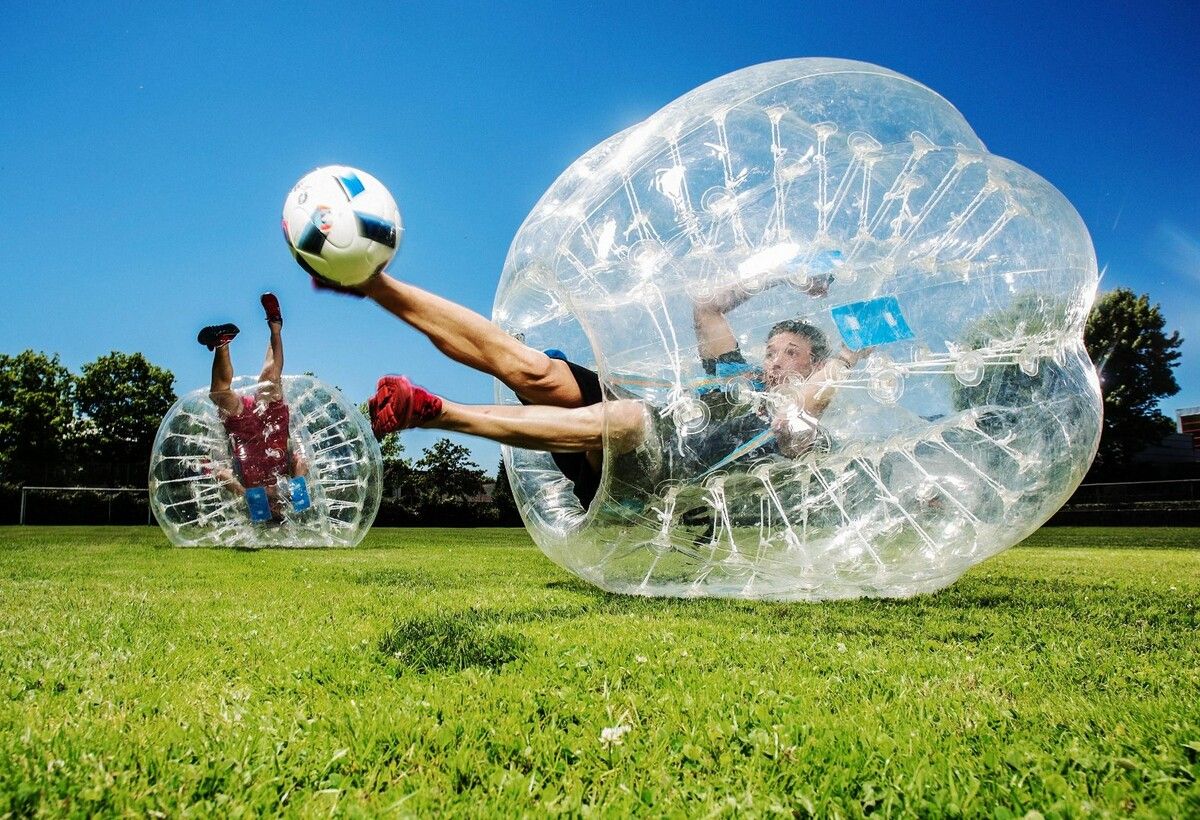 Die Landjugend Unterland veranstaltet ein Bubble-Soccer-Turnier. ⇒Heilmann