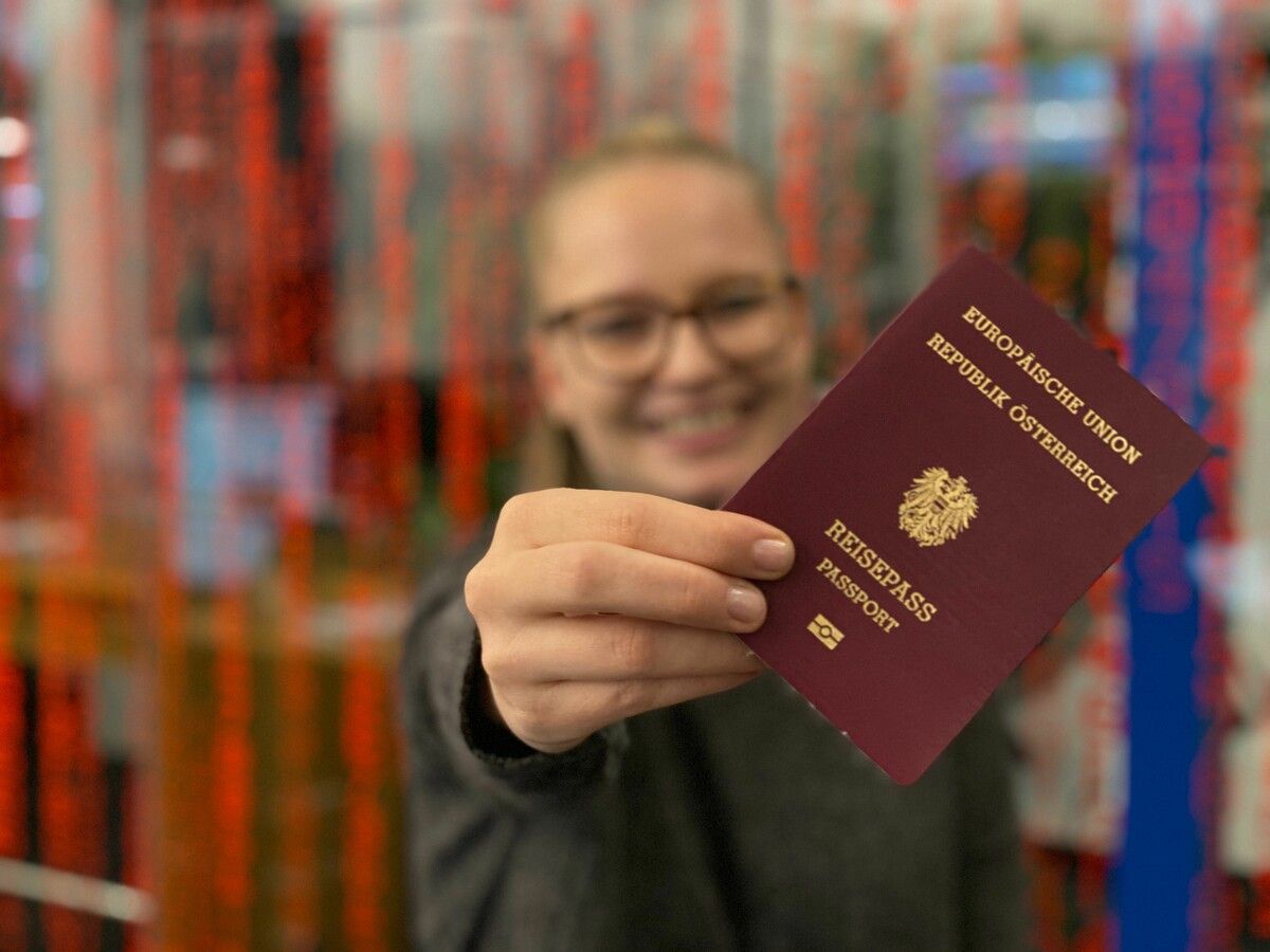 Wer den österreichischen Pass möchte, muss seine bisherige Staatsbürgerschaft ablegen. Es gibt aber Ausnahmen. ⇒VOL.at