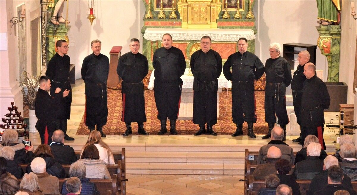 Einladung zum Konzert mit dem weltberühmten „Don Kosaken Chor Serge Jaroff“ unter der künstlerischen Leitung von Wanja Hlibka in der Pfarrkirche Franz-Xaver in Lochau. ⇒
              ⇒
              Pfarre Lochau/BMS