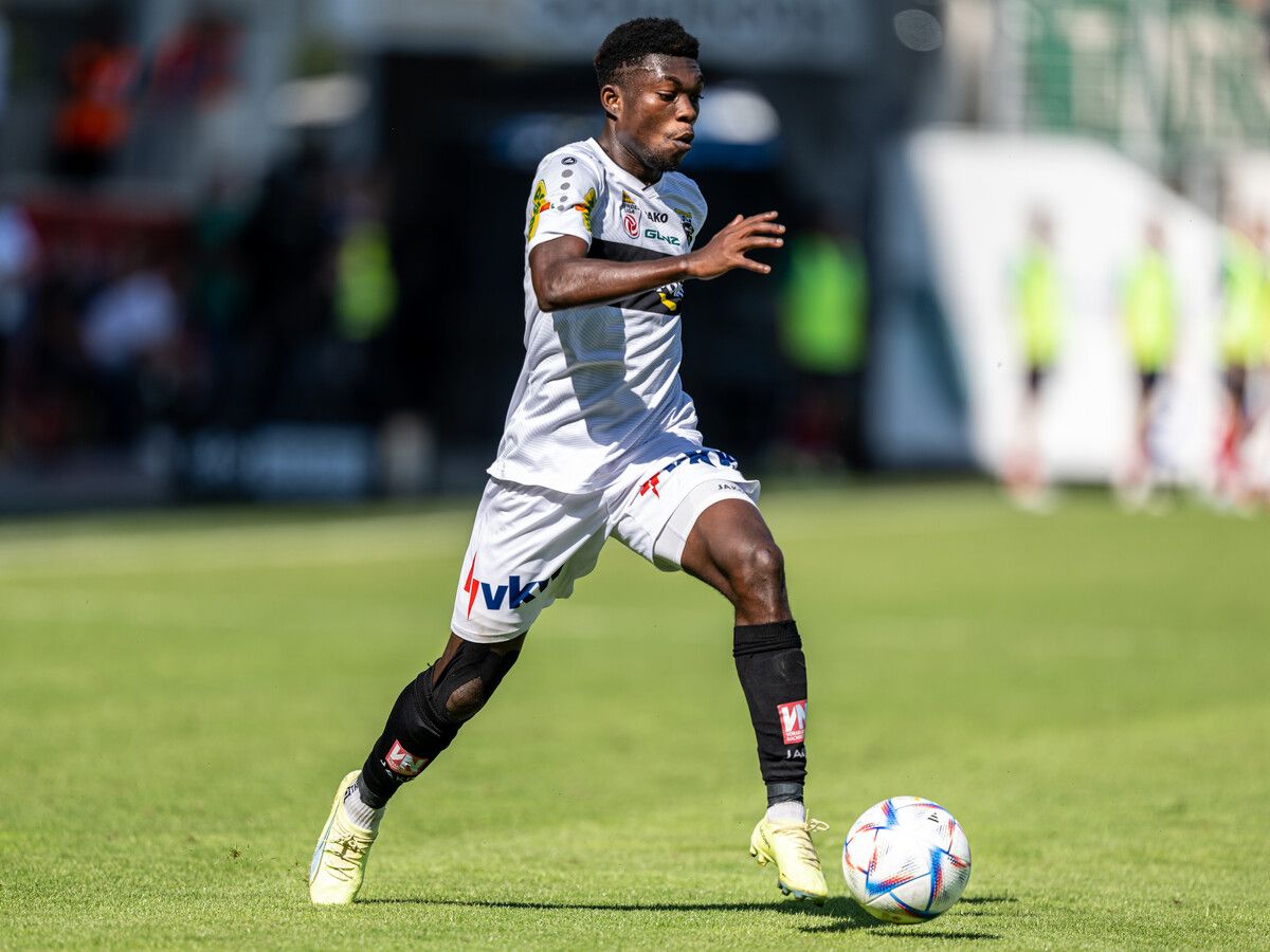 Für eine Halbsaison trug Amankwah Forson auch das Trikot des SCR Altach.⇒Gepa