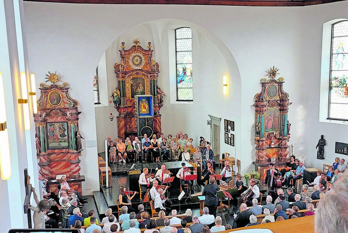 Heuer war die Basilika fast zum Bersten gefüllt. ⇒Spiegel