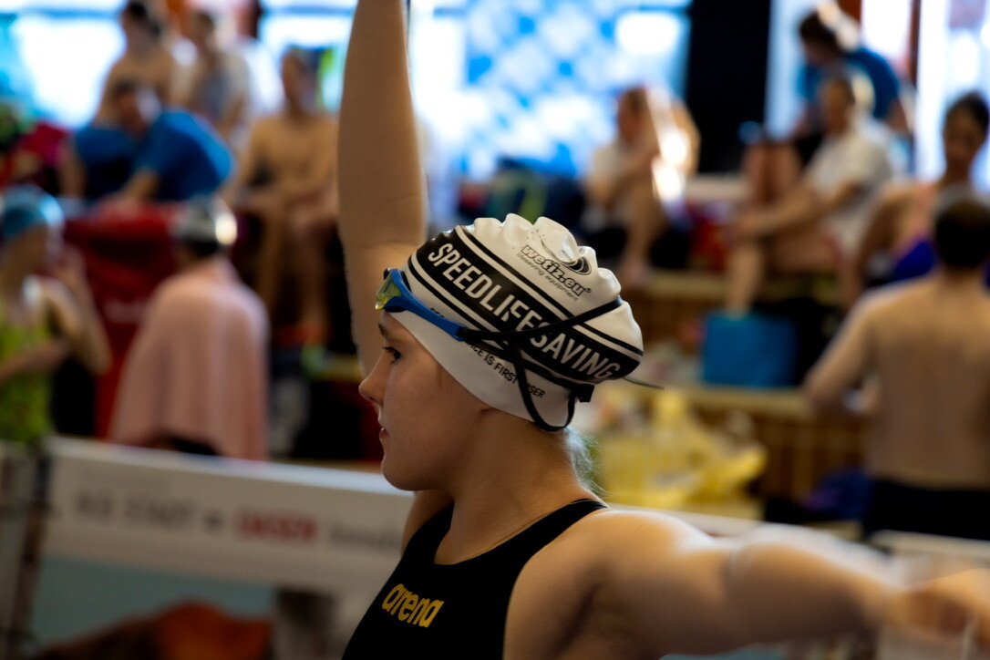 „Ich habe das Wasser abgrundtief gehasst“, erzählt Josephine. Heute schwimmt sie Wettkämpfe und rettet mit ihrer Leidenschaft Leben.