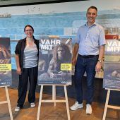 Mona Lisa fährt mit der S-Bahn